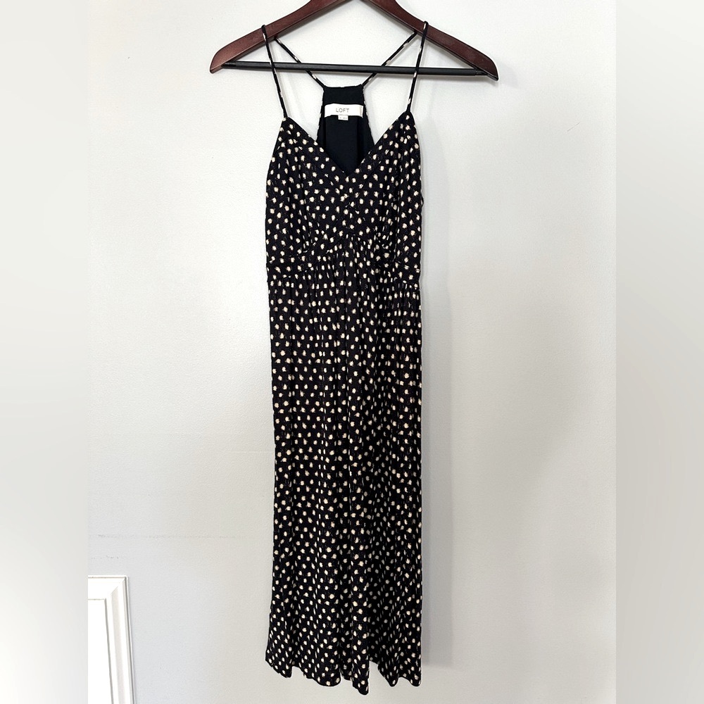 LOFT Sundress Women’s XS Navy blue with tan dots. Very cute on!